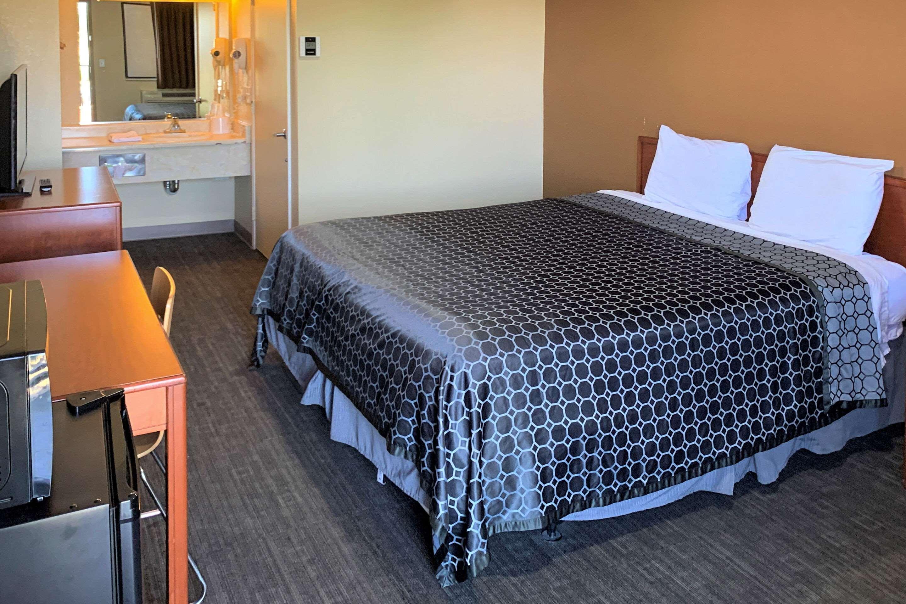 Inn Rodeway Sacramento-university Area Sacramento