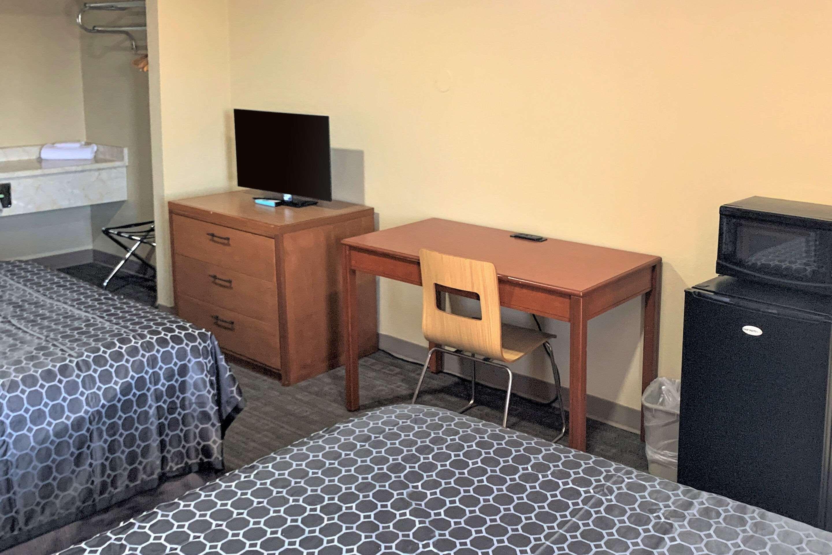 Rodeway Sacramento-university Area 2*