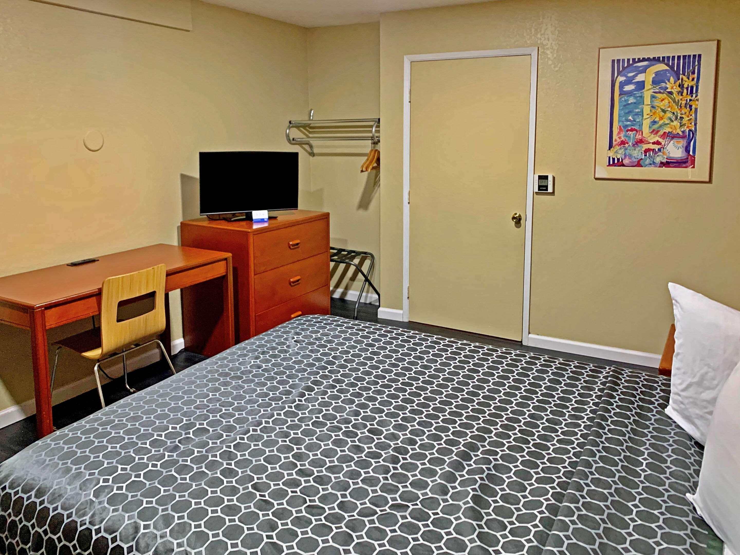 Inn Rodeway Sacramento-university Area Sacramento