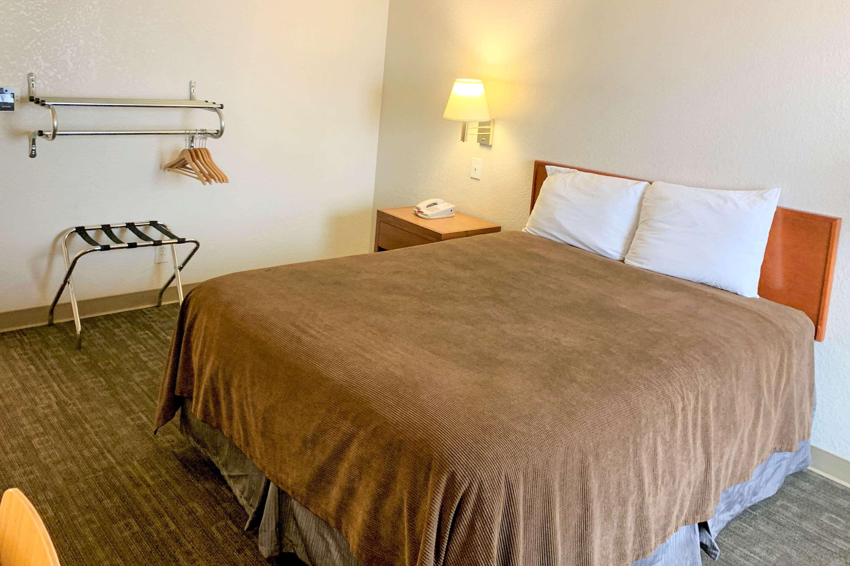 Rodeway Sacramento-university Area Inn